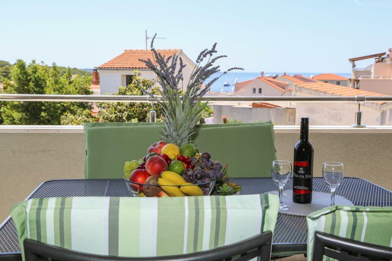 Apartments Paradise Hvar Хвар Экстерьер фото